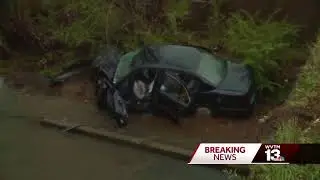 Car crashes into creek in Chilton County