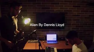 Dennis Lloyd - Alien