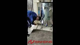 YJ-400 Hydraulic Ram Discharge Press with two portable tanks