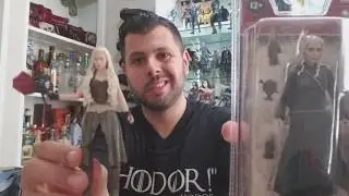 McFarlane Daenerys Targaryen  vs Funko Game of Thrones