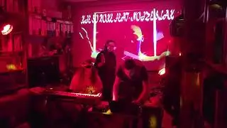 Kje so roke feat. Nojze Slak - Lajv@Škratova