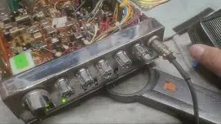 cb radio se apaga cuando trato de hablar