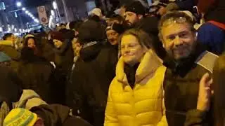 Basler Fasnacht 2023 Guggenkonzert Claraplatz 2023🤟🫶 es ist sehr voll 🤟🫶🇨🇭🙌❤️
