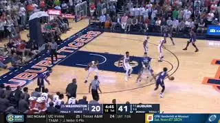 Matisse Thybulle -  Strong Drive+One Handed Dunk
