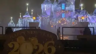 🔴 LIVE: Disneyland LAST Christmas Fantasy Parade!