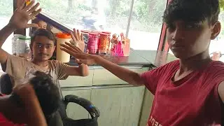 Tapli DAV game playing with friends 🤣😍