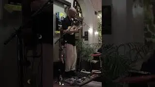 &bdquo;Korzenie&rdquo; live 🎶 #loopstation #livemusic #luperman #ukulele #ukulelelove #worldmusic #dubmusic