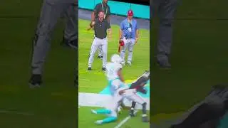 Kyle Pitts Catch over 2 Dbs