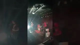Chik Pawza - Here Lies Destruction (Live at Sovražim va&scaron;e dretje 2)