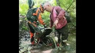 Geon Dakar GNS 300 in Dirt