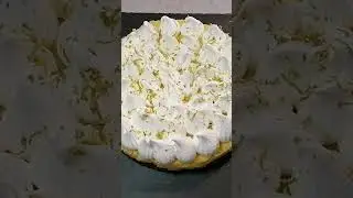 Tarte aux citrons verts meringu&eacute; 😍/ la recette sur ma cha&icirc;ne YouTube 🥰