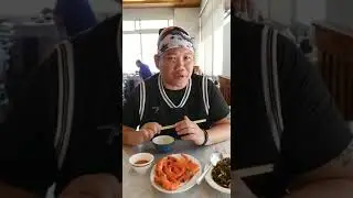 Amazing food - Prawns at Ali Seafood Kenting, Taiwan