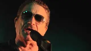 Andrea Mora -  S.O.S. navigantes (Official Video)