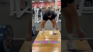 450Lbs deadlift baby #motivational #motivationalvideo #gymmotivation #gym
