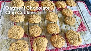 THE BEST EVER OATMEAL CHOCOLATE CHIP COOKIES | SOFT & CHEWY HOMEMADE COOKIES