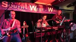 Walking The Horizon (live at Badehaisel, January 2013)