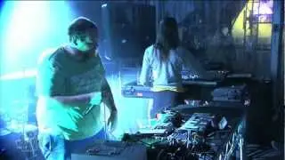 Dan Deacon Ensemble - Paddling Ghost (Live at Sydney Festival) | Moshcam