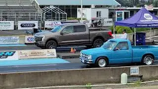 Ford Lightning with standard battery drag race