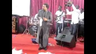 A night with Sonnie Badu B2W @ House Of Miracle Ministry Ghana