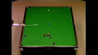 Alex Higgins shows off his cue power Masters 1987