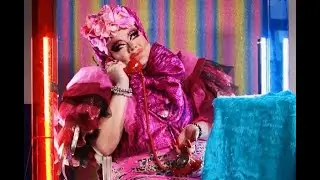 Queen Size Kiki - Drag Queen Becca D'Bus kikis about HIV!