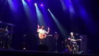 Snow Patrol, Alhambra Theatre, Dunfermline - Gary's banter about delayed flight
