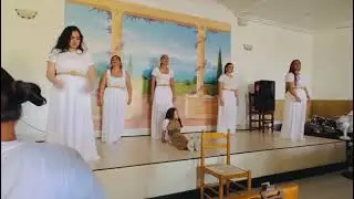 ROMPAN EL TECHO - OBRA /DANZA  (CONVENCIÓN DE HERMANAS )