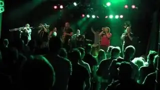 Youngblood Brass Band - Umbrella (Rihanna)