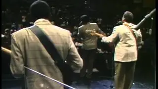 The Jackson Southernaires - No Coward Soldier