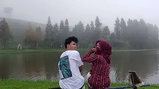 first time aku ke puncak di ajakin sama my prikitiiwww guah, sukak ternyata puncak tuh dingin yaa