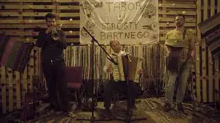 Tabor Kurpiowski we wsi Wolkowe - Janusz Prusinowski Trio