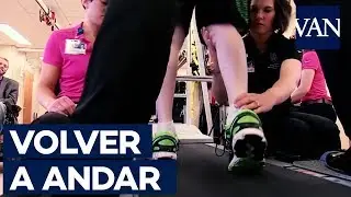 Tres personas parapléjicas recuperan la capacidad de andar