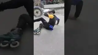 #brother skating new video public #reaction #full skatingmasti 😎🤓