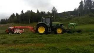 Loe/Lilleås Maskin - Forage harvesting with John Deere 7300