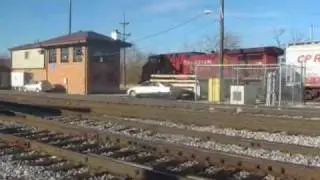 Black Friday Railfanning, Part 3: Bensenville/Tower B-17; CP, IC&E/DM&E & Metra MD-W