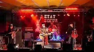 le groupe 'Etat Soeur' place Paul Reig &agrave; Banyuls-sur-mer