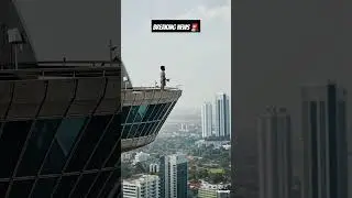 BREAKING NEWS 🚨 TODAY IN COLOMBO LOTUS TOWER  #newsfirst A CHILD STAND IN END THE TOWER