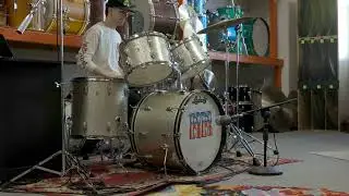 1967 Ludwig Silver Sparkle Hollywood Drum Set
