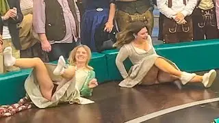 🎡🌸 Женщины побывали на Teufelsrad &mdash; классическом &laquo;Колесе дьявола&raquo; на Октоберфесте в Мюнхене 2025 ...