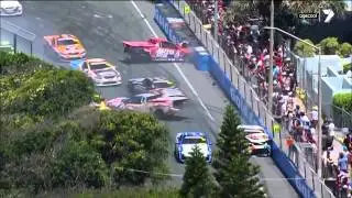 2013 V8 Utes - Opening Lap Crash at Gold Coast (HD)