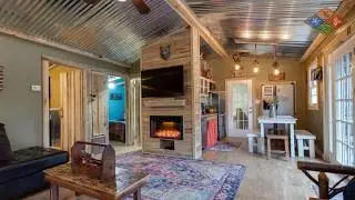 Creekside Cottage - Wears Valley TN Cabin on a Creek