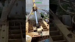 ♻️Hydraulic metal baler #wasterecycling #hydraulicpress #cans #metalpress #scraprecycling #recycle