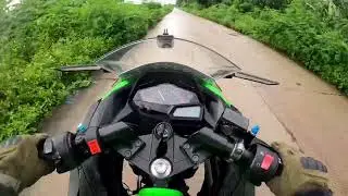 Jalan ya becek 