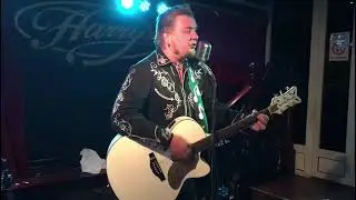 One man kitchen - Rebel yell (loop guitar version)