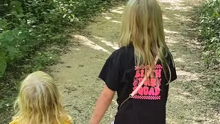 HIKE WITH MY KIDDOS AT WILDCAT DEN IOWA STATE PARK!!