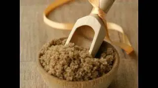 Michelle Phan DIY Sugar-Honey-Yogurt Scrub
