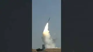 S-400: Russia's Ultimate Air Defense Weapon Explained | India's Sudarshan Chakra!