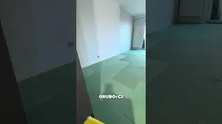 Układanie paneli podłogowych 🤯💪 #remont #diy #floor #design #dc