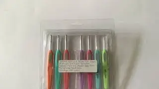 Learn how to crochet workshop with Helen - metal crochet hooks with plastic handles