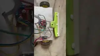 Floor cleaning robot #shorts #robotics #arduino